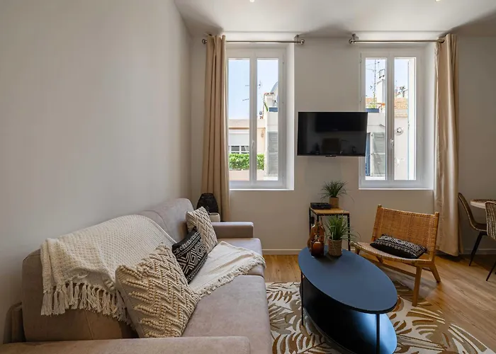 Decorated - Near Croisette - 1br 4p Cannes
