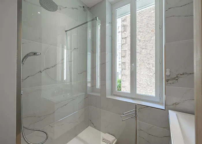 Decorated - Near Croisette - 1br 4p *
